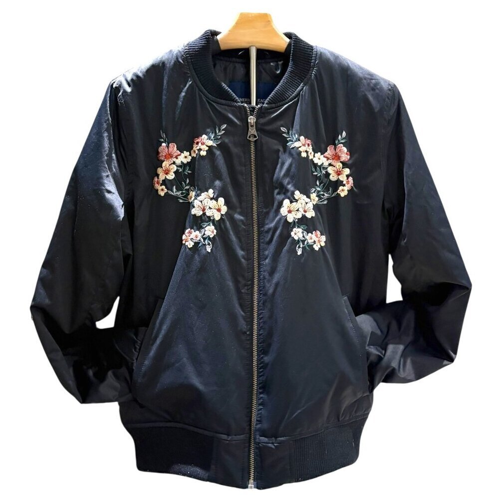 American Eagle Black Embroidered Bomber Jacket Size Medium